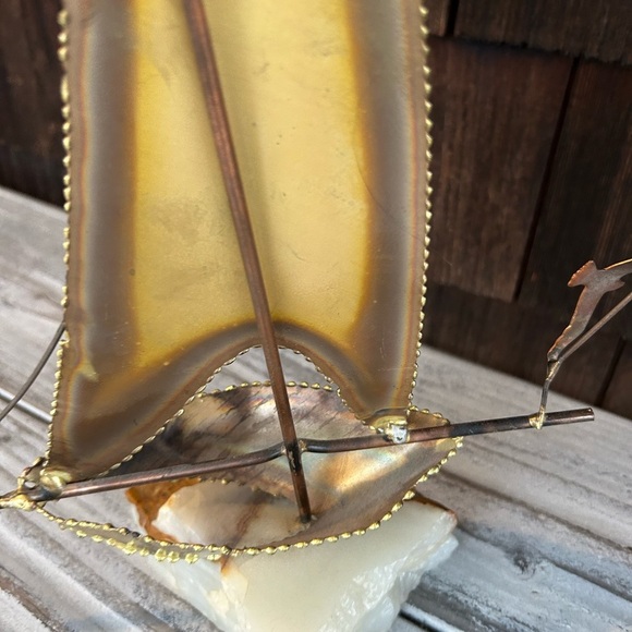 Vintage Yosi Large Brass and Stone Sail Boat Sculpture.  So Montauk! - Picture 6 of 8